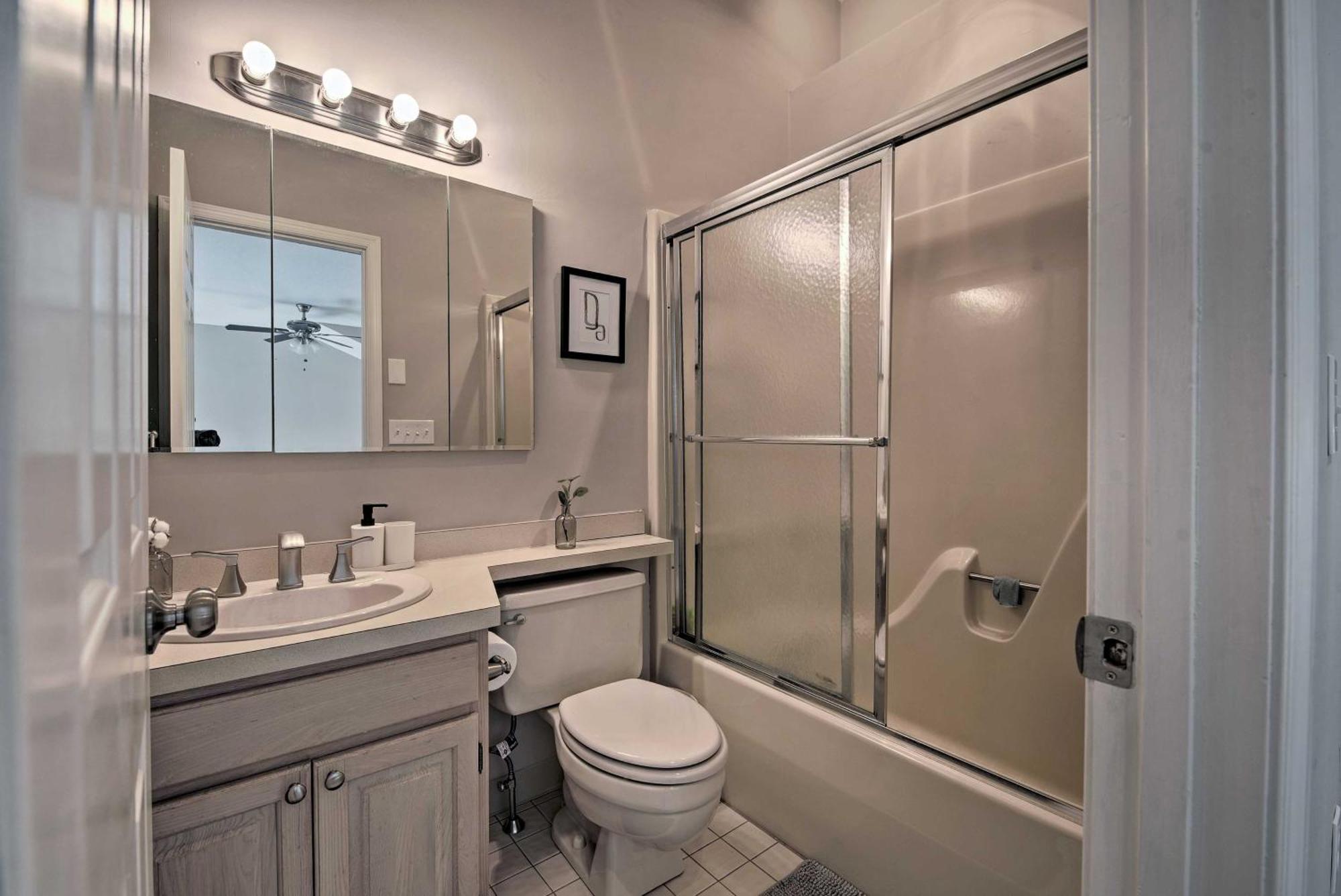 Holiday home Bigboulder Lakeview Terrace-minutes From The *