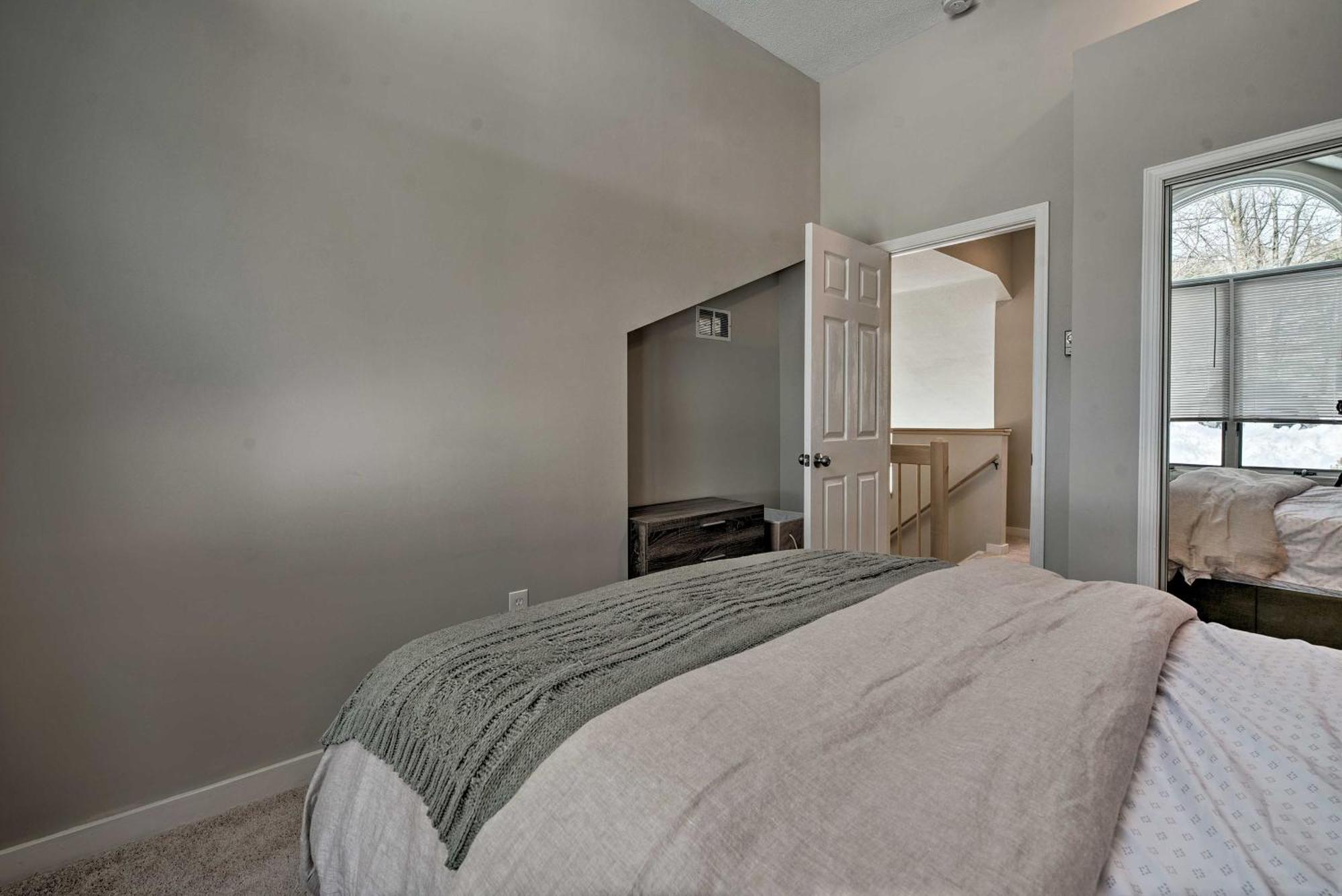 Holiday home Bigboulder Lakeview Terrace-minutes From The